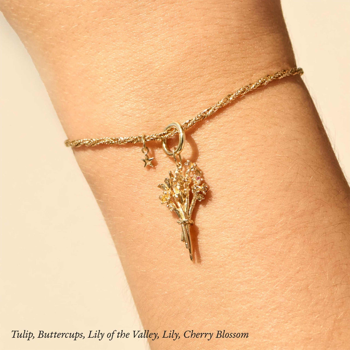 Avaline Secret Garden Bouquet Charm