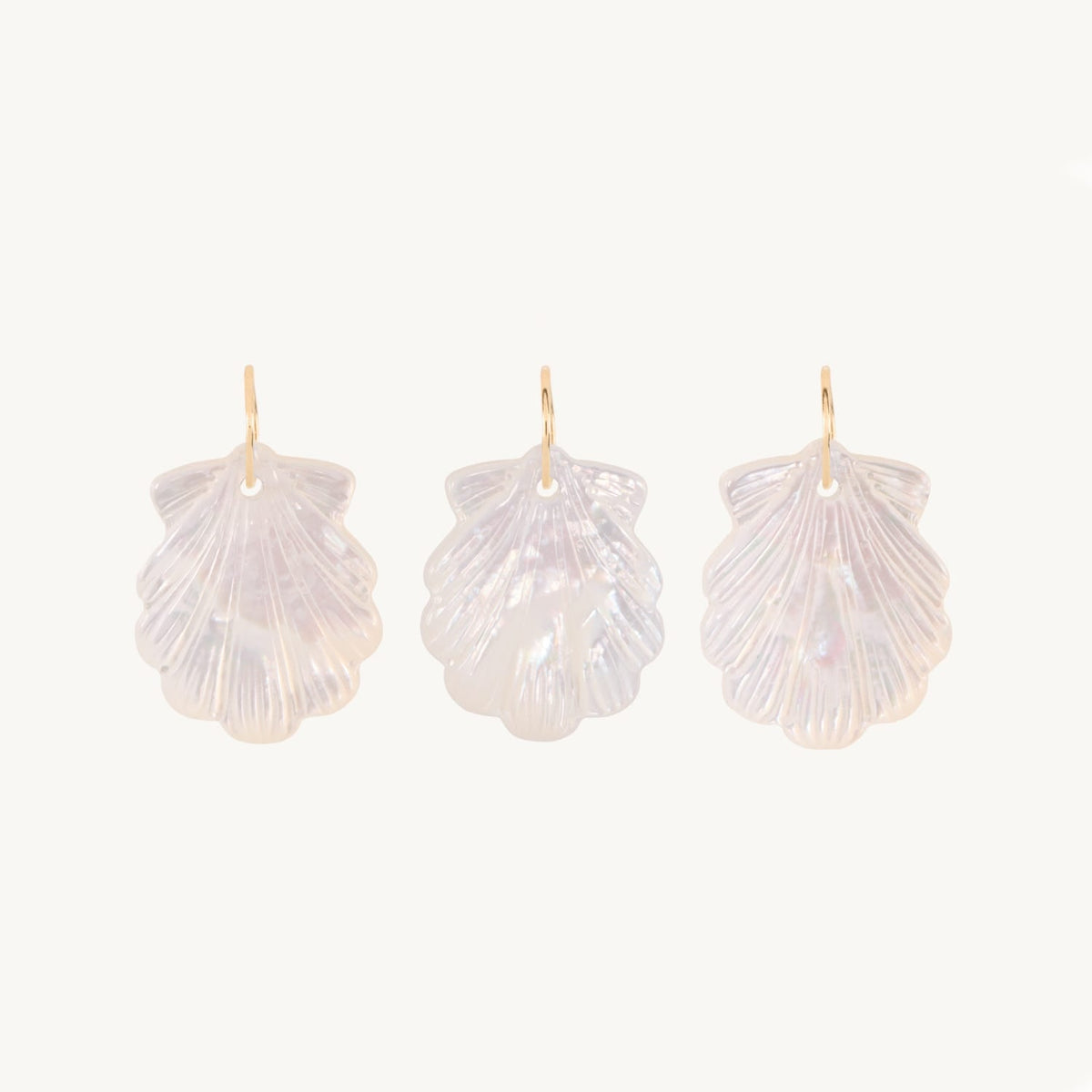 Avaline Summer Forever Shell Charm