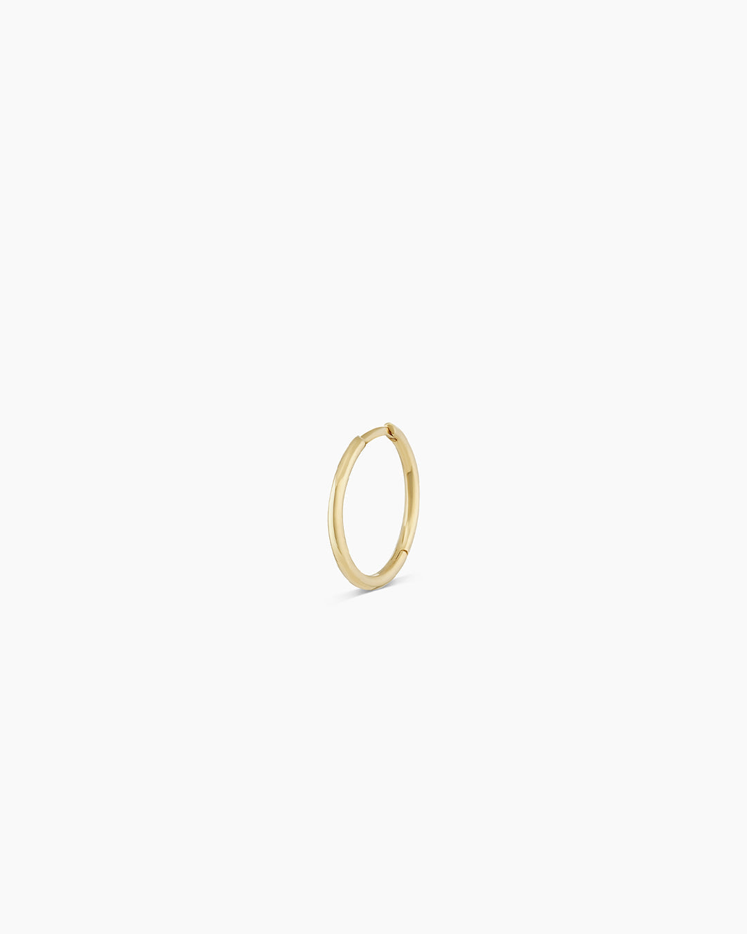 Avaline 14K Gold Classic Single Huggie