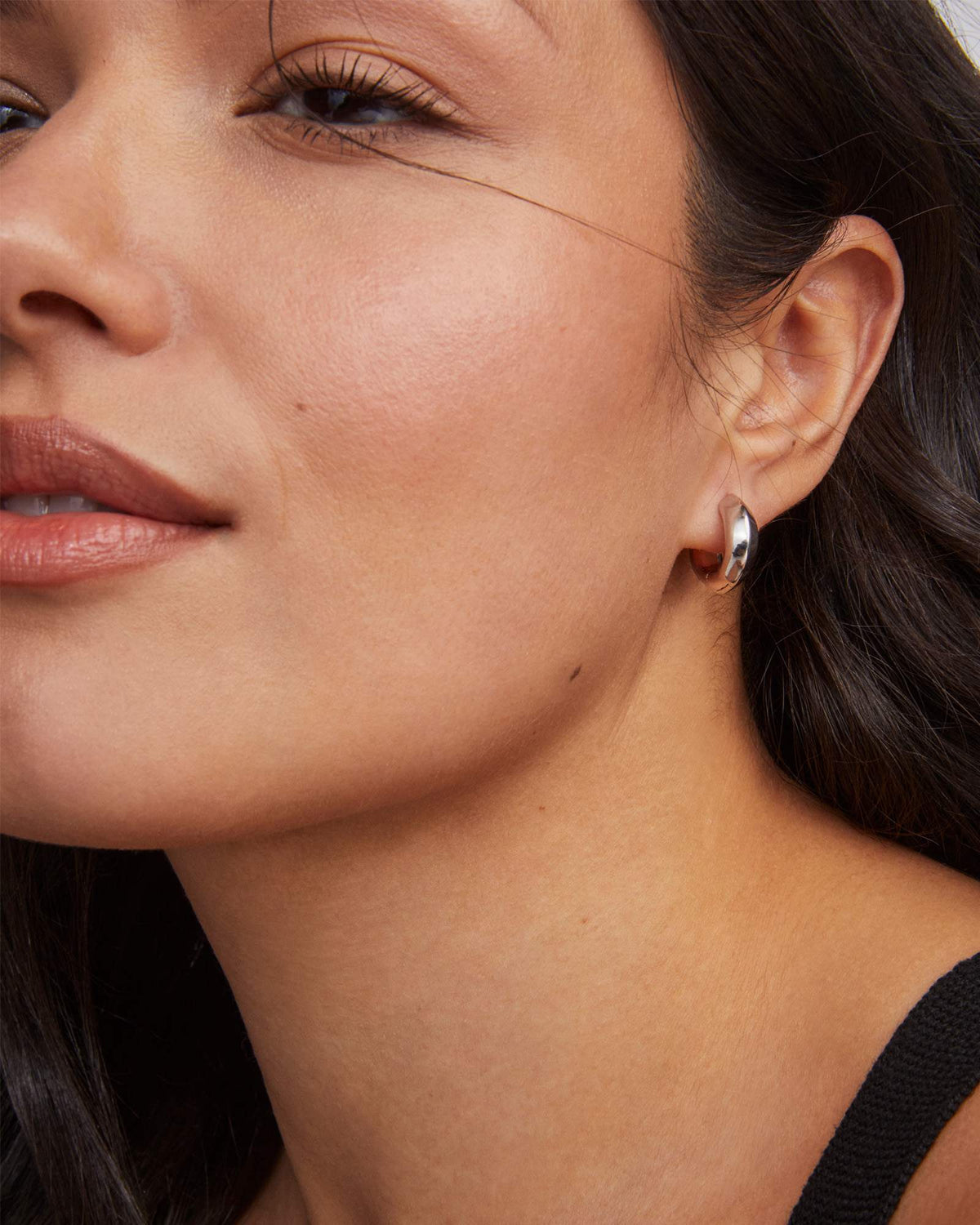 Avaline Mikki Metal Huggie Earrings in Gold