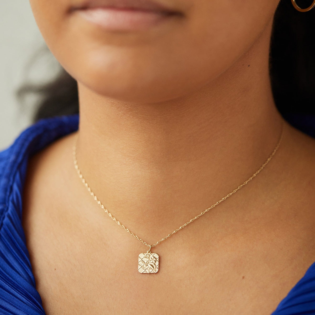 Avaline Flower Poem Charm Yellow Gold