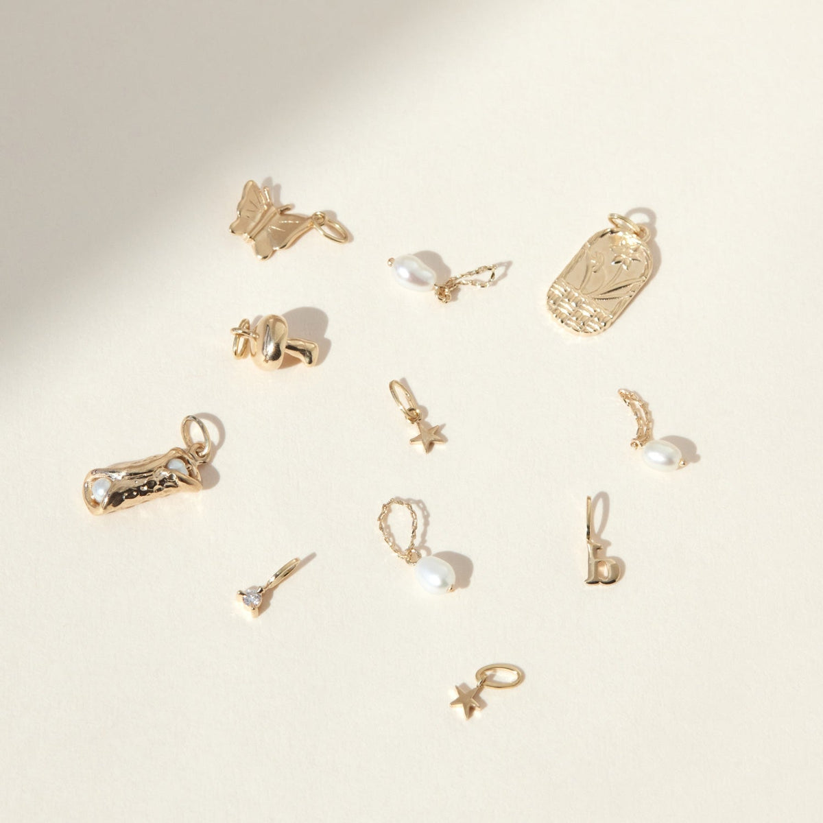Avaline Tiny Pearl Souvenir Charm