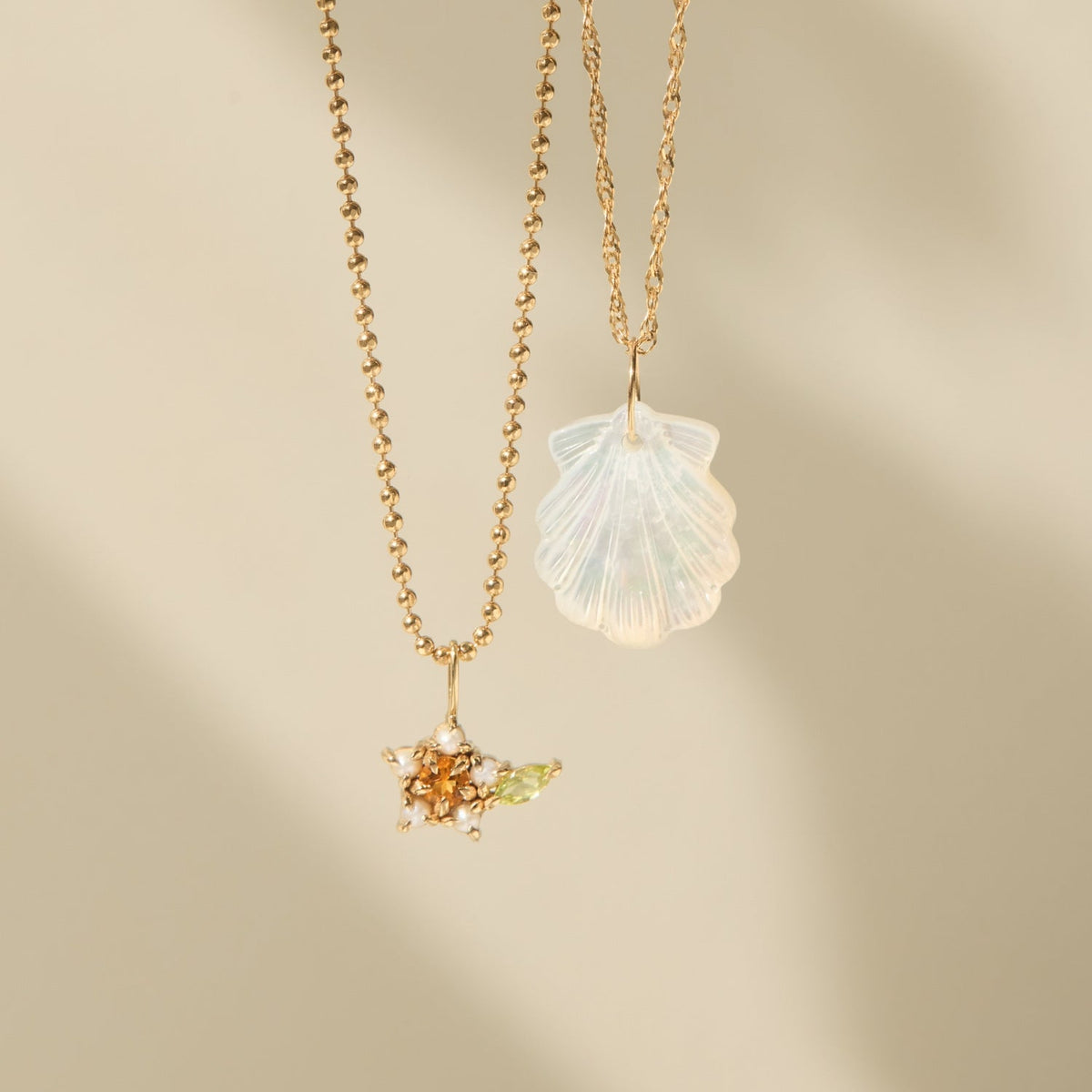 Avaline Summer Forever Shell Charm