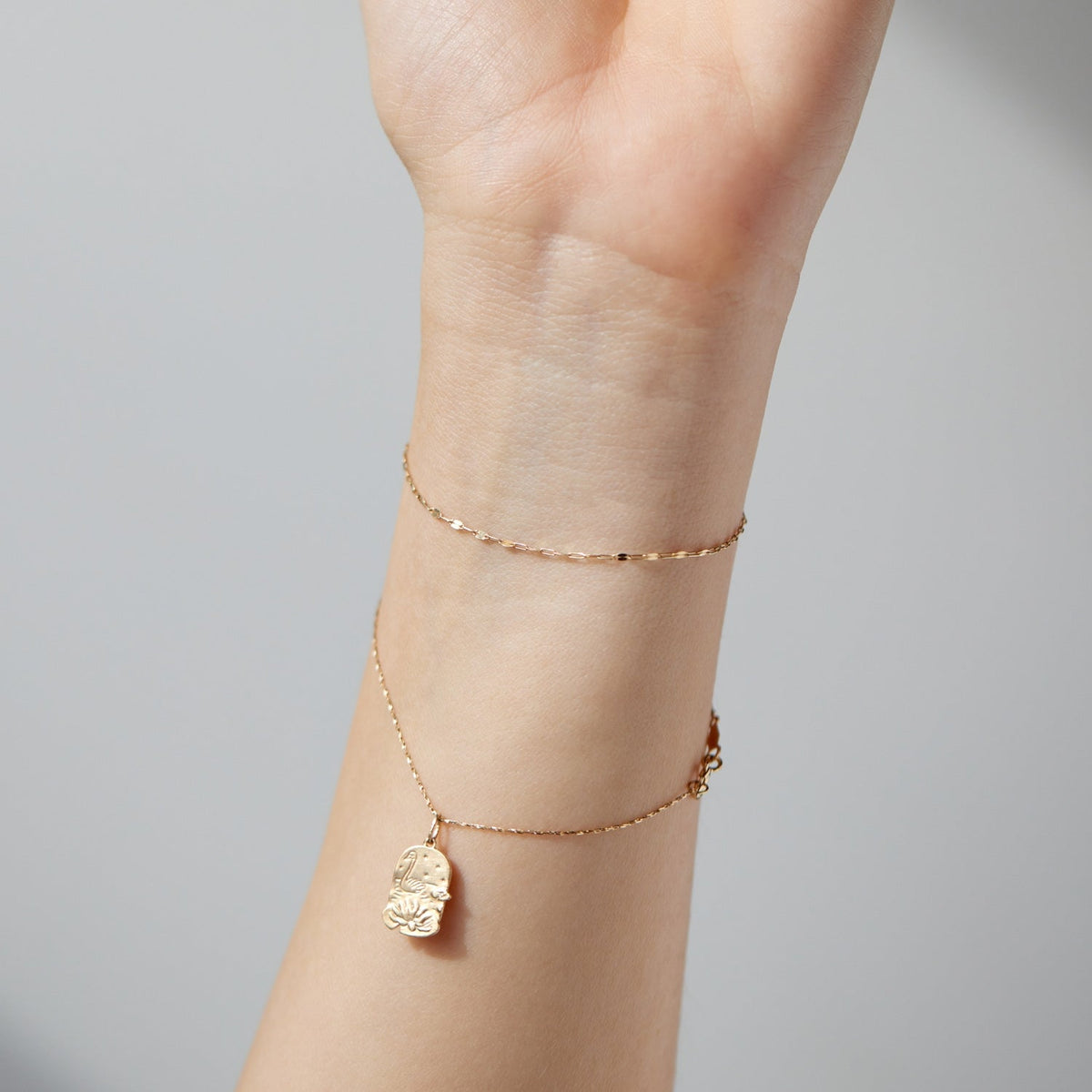 Avaline Flower Poem Charm Yellow Gold