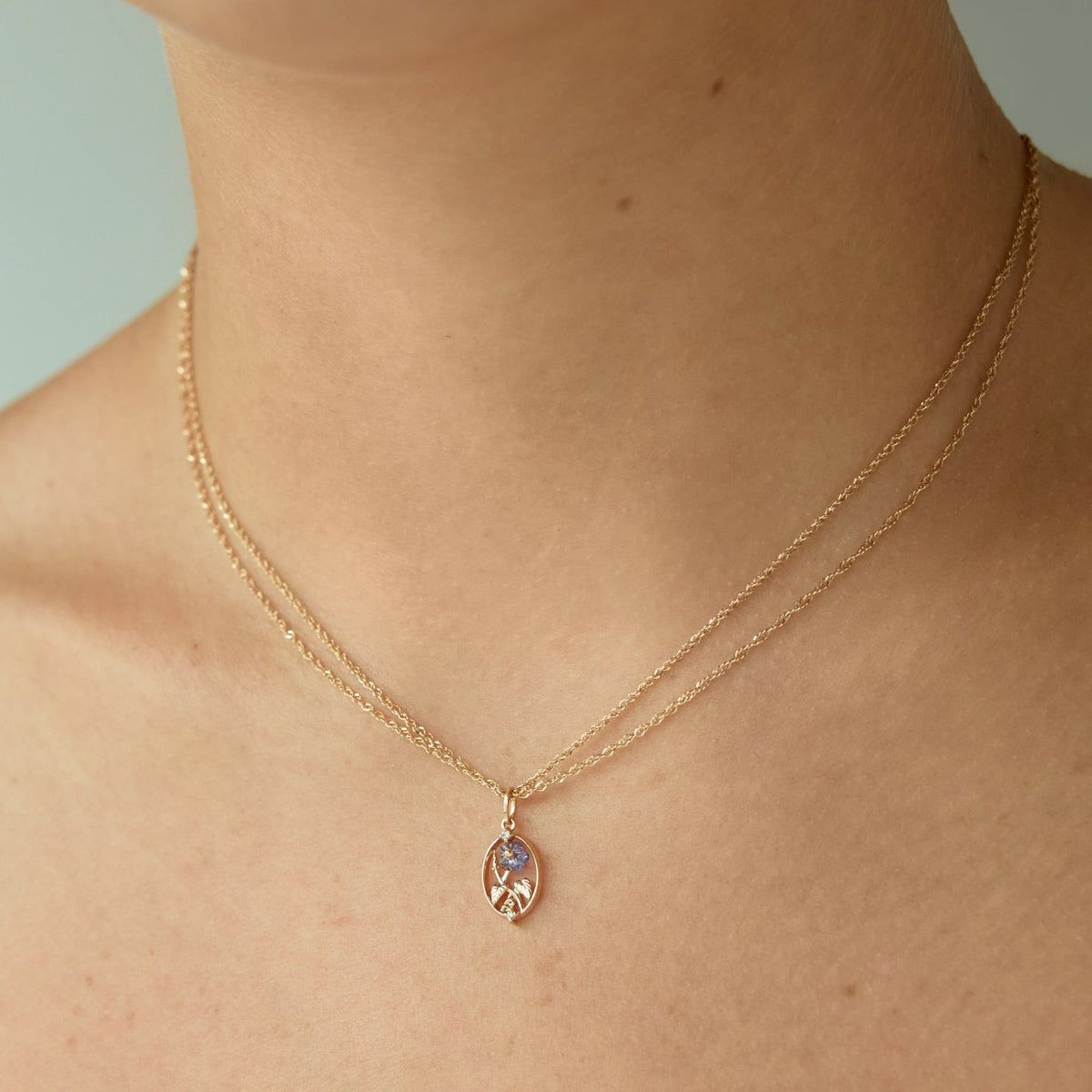 Avaline Flower Season Charm