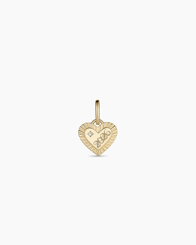Avaline 14K Gold Milestone Heart Charm