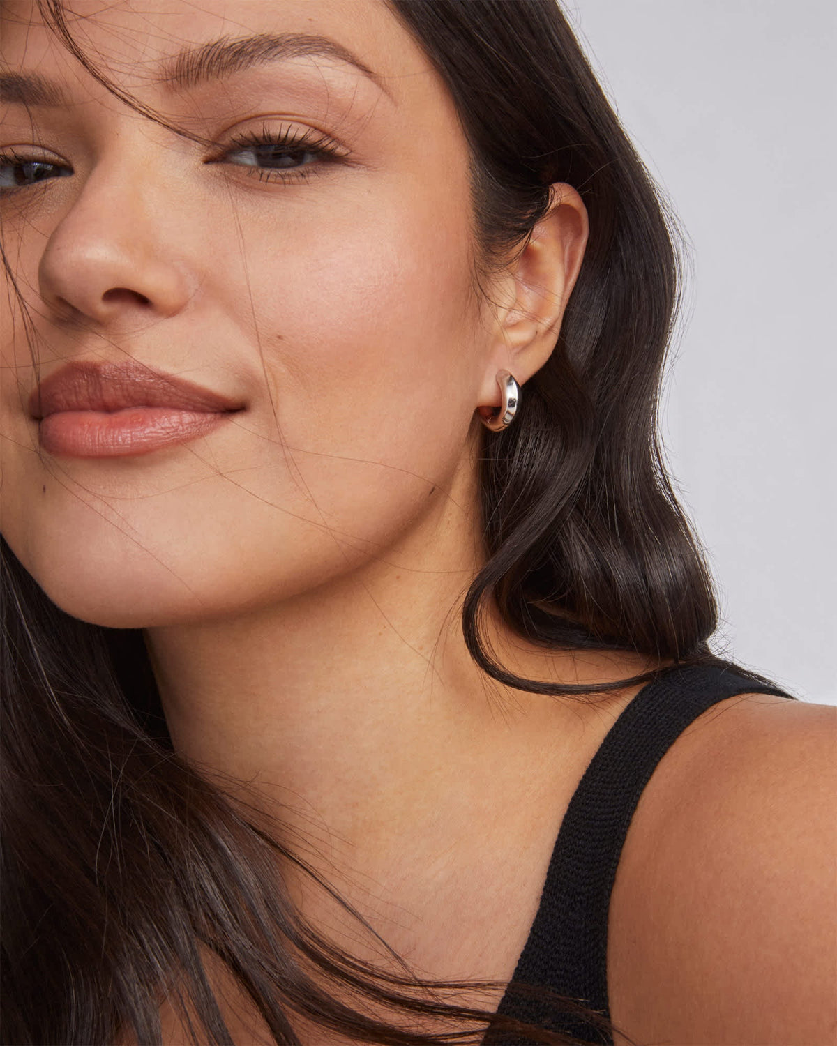 Avaline Mikki Metal Huggie Earrings in Gold
