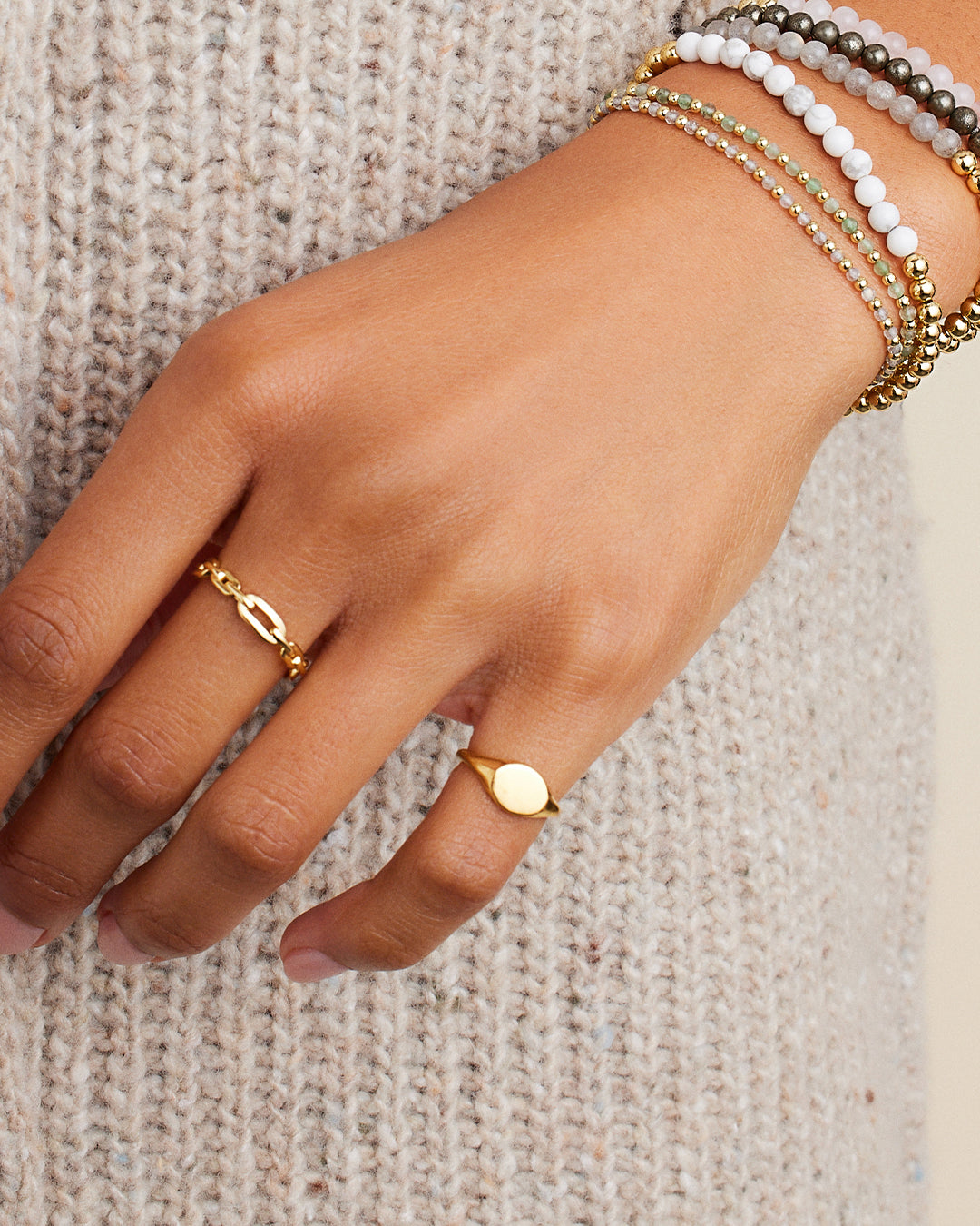 Avaline Bespoke Signet Ring (gold)