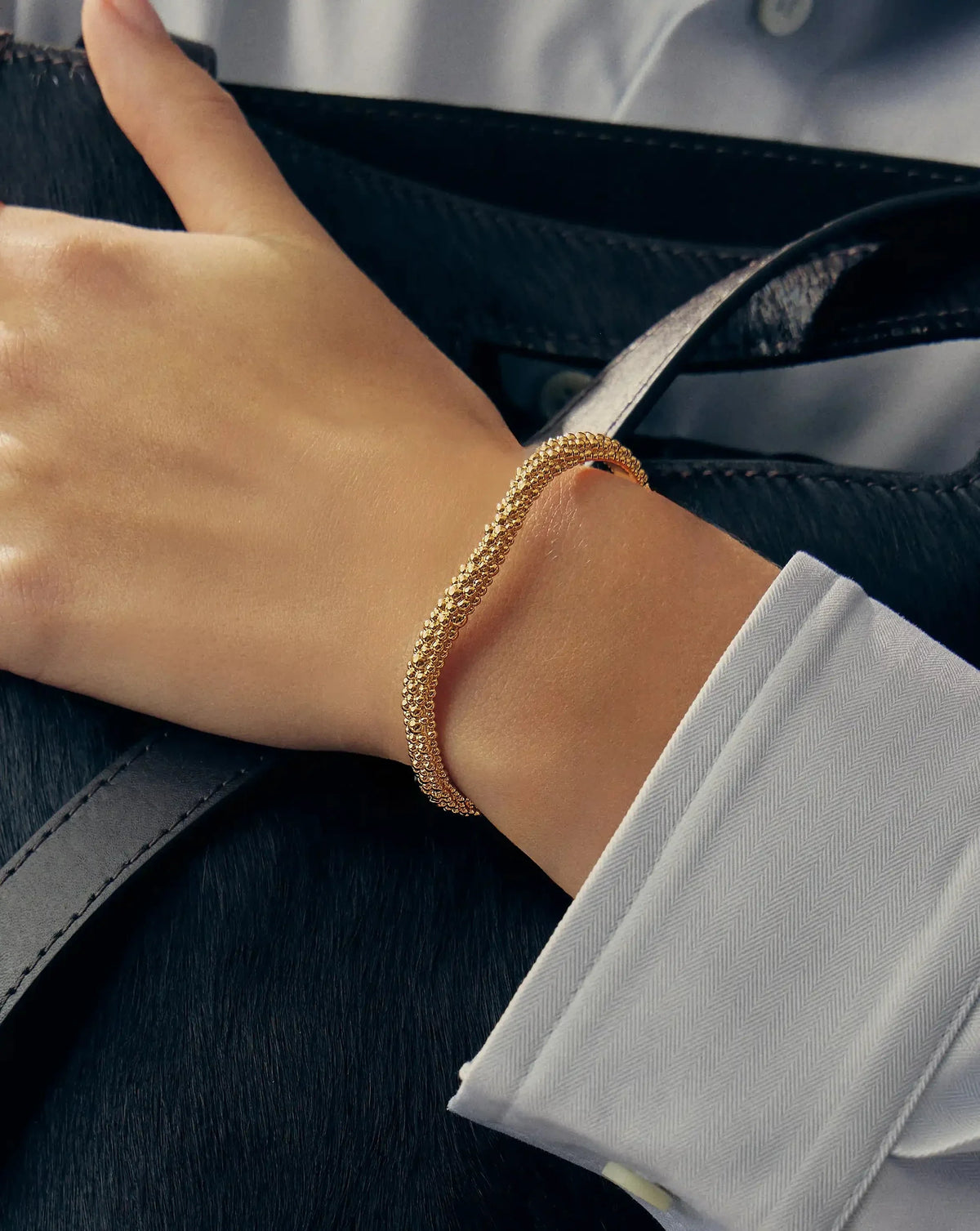 Avaline Baya Claw Cuff