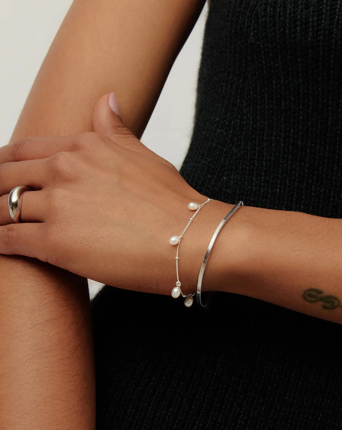 Avaline Pearl Baya Baroque Chain Bracelet