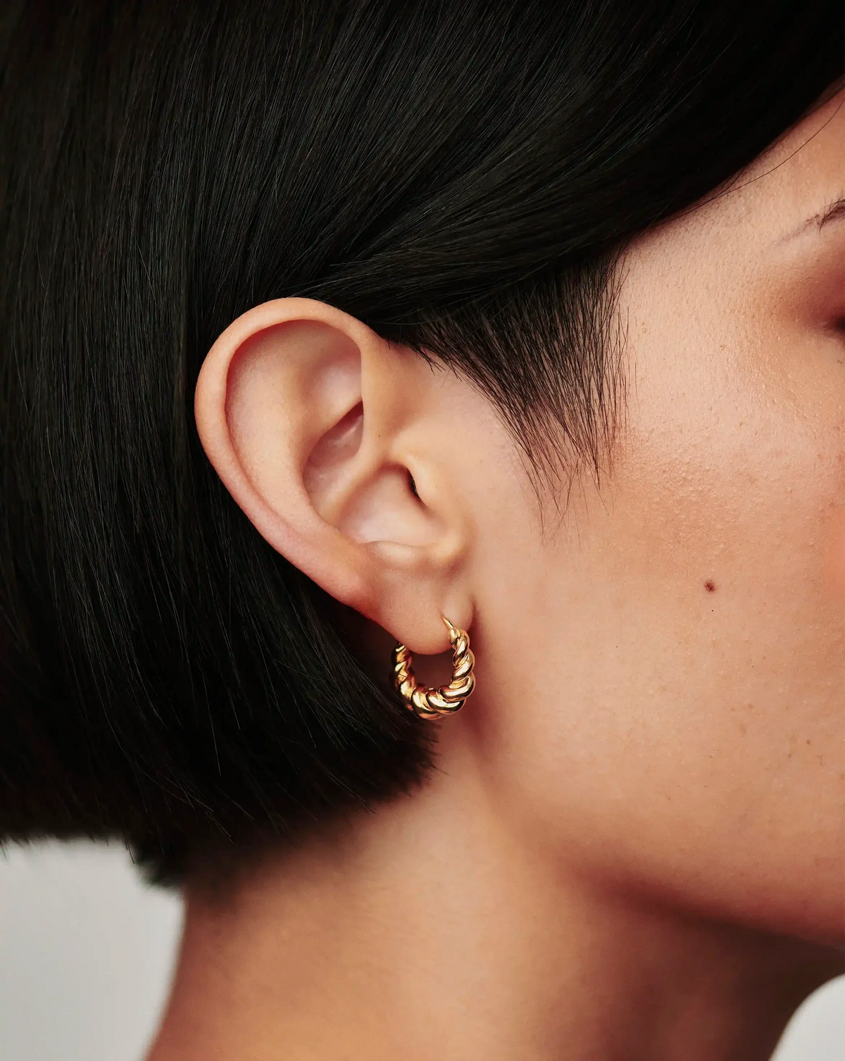 Avaline Small Tidal Hoop Earrings