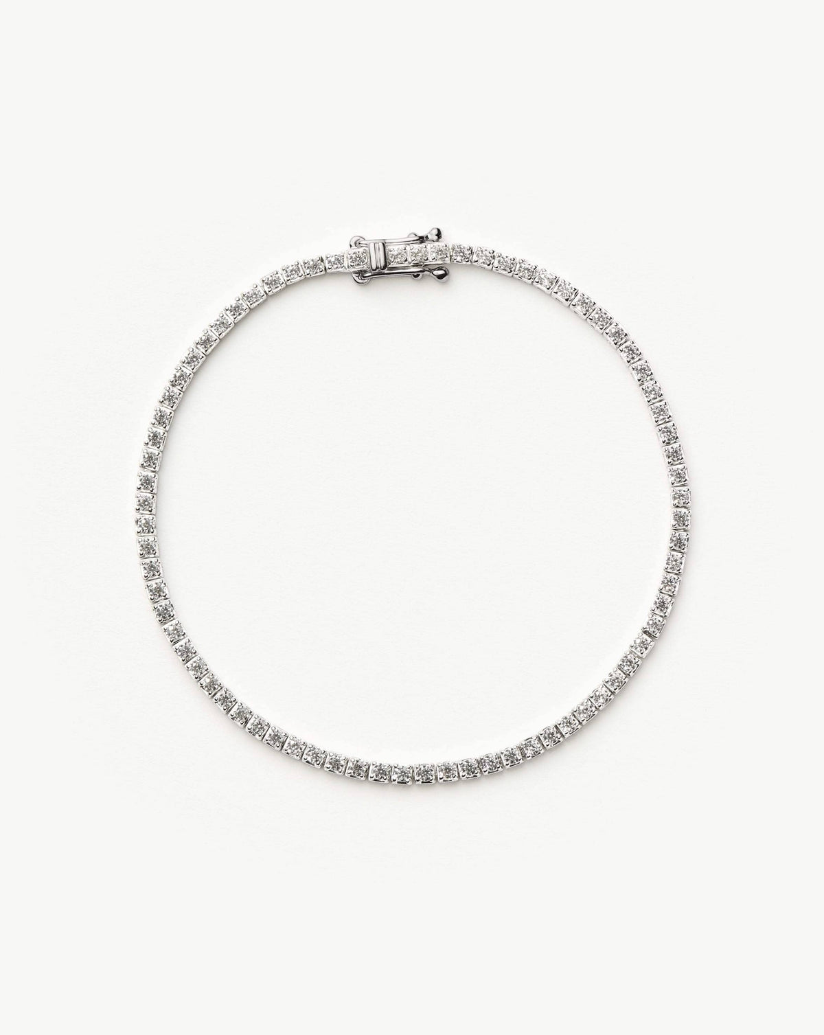 Avaline Solid Gold Diamond Tennis Bracelet